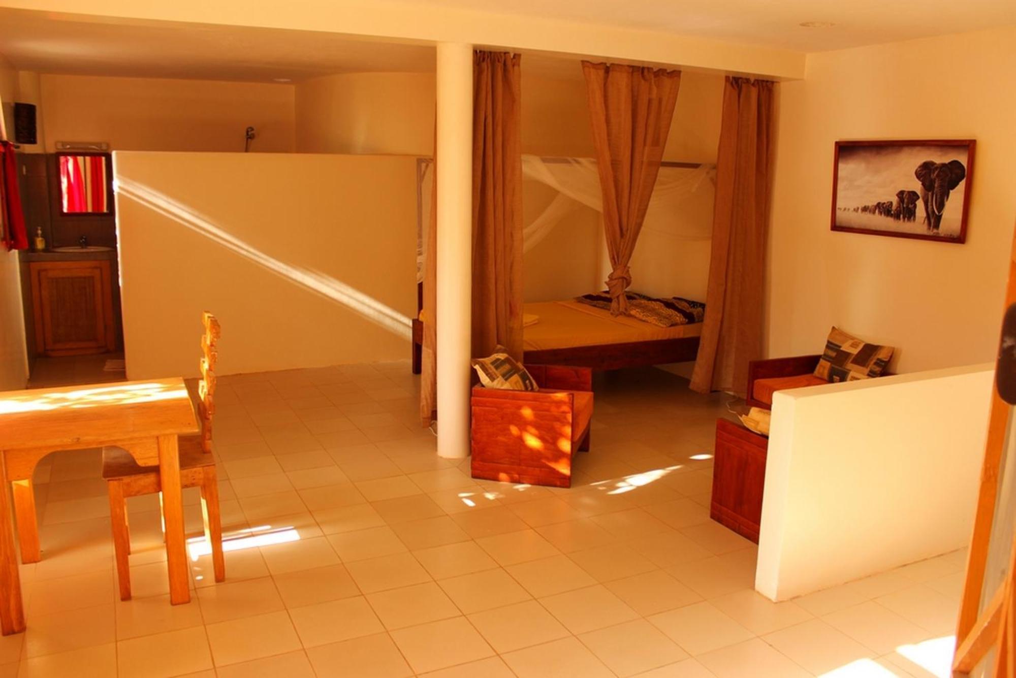 Le Lodge Dalaal Diam Somone Kamer foto